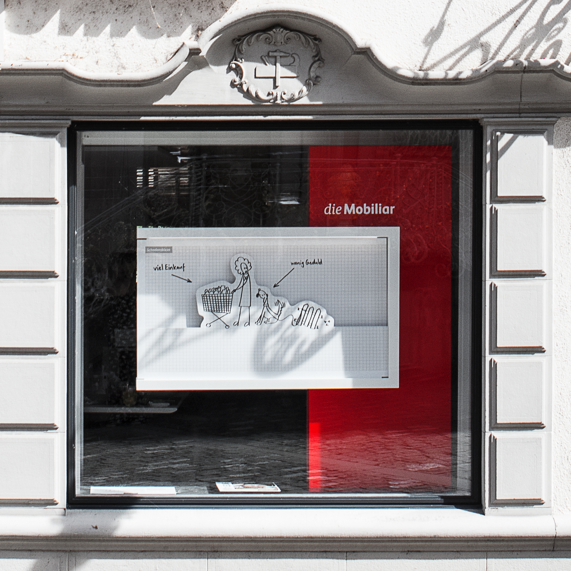 die Mobiliar Schaufensterauftritt Schadenszeichnung Detailansicht