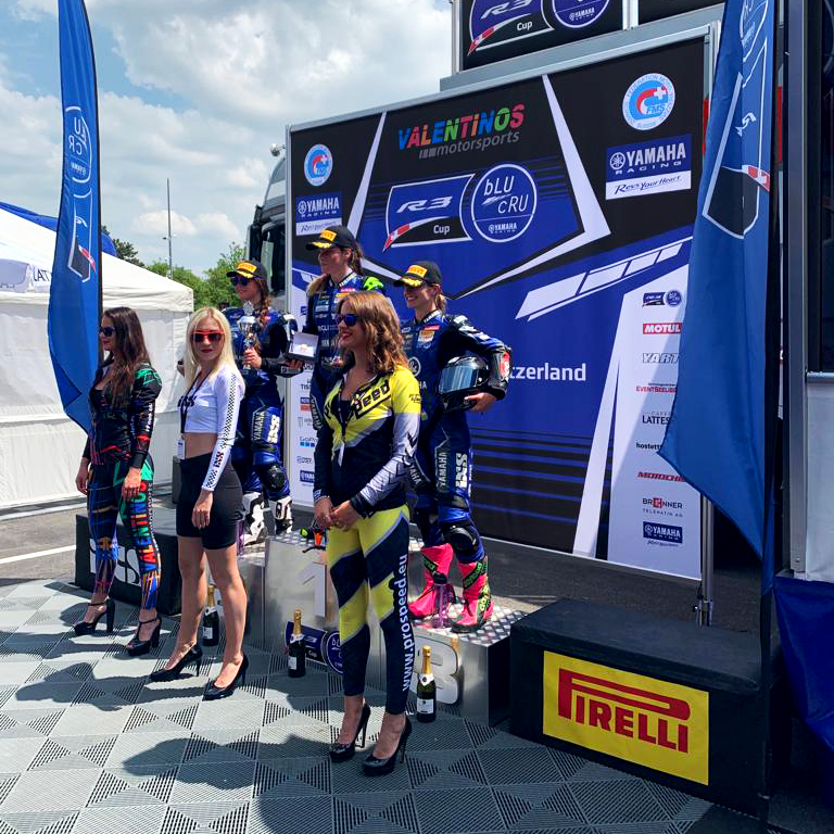 R3 Cup Dijon Sabrina Sabel Pokalübergabe