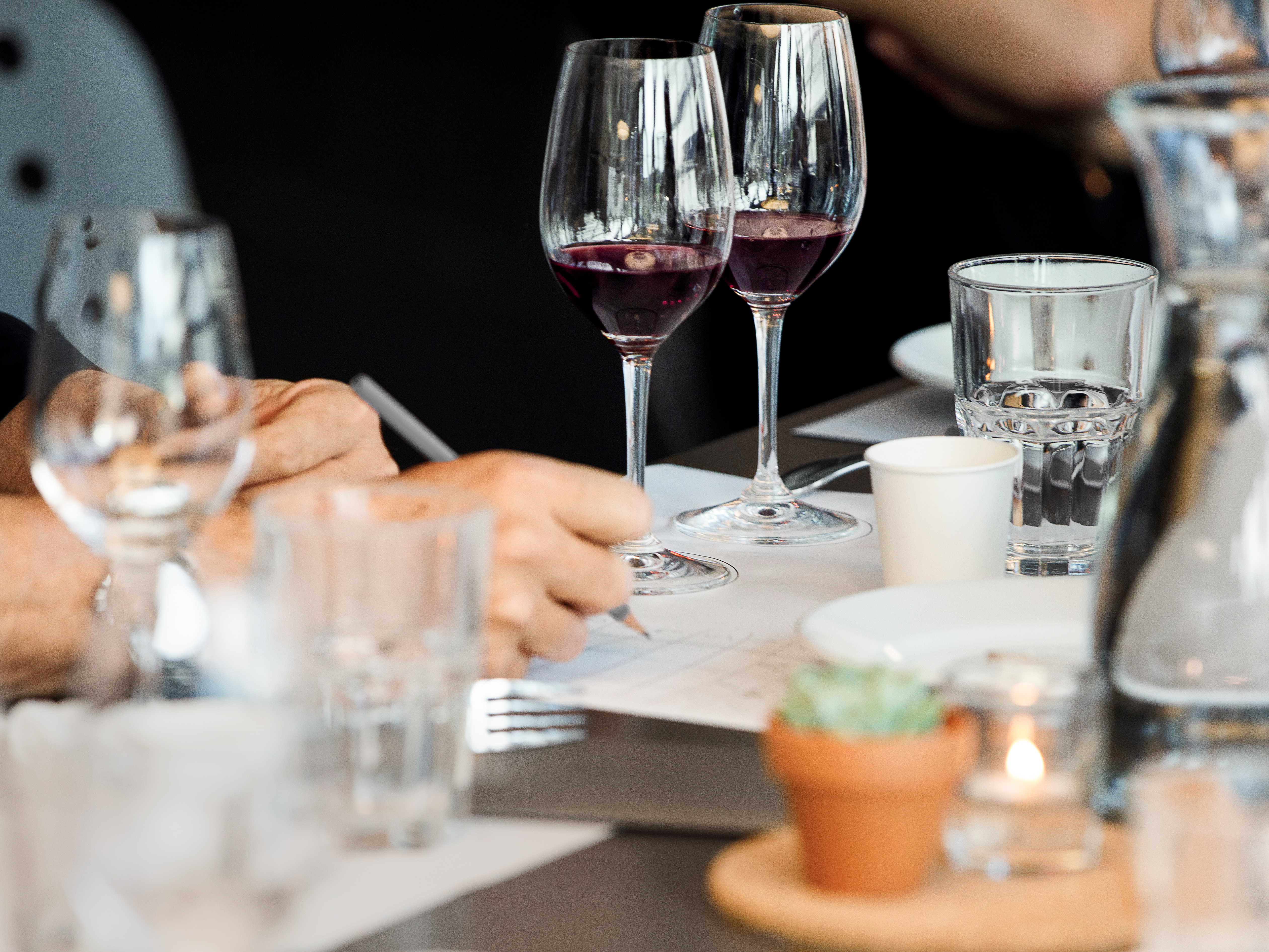 hauser&partner Wine&Dine